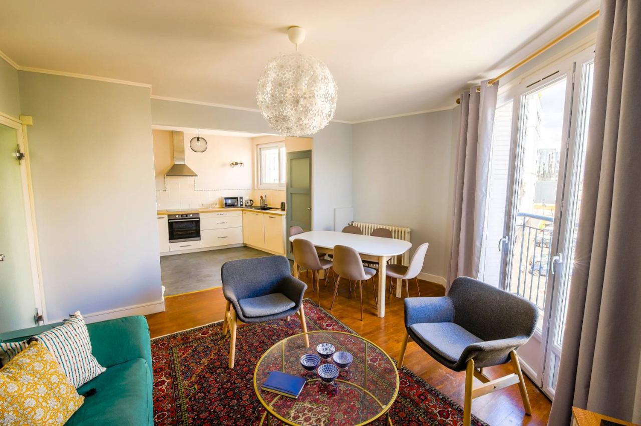 Appartement Rousseau - Centre Ville 5 Minutes Gare Тур Экстерьер фото